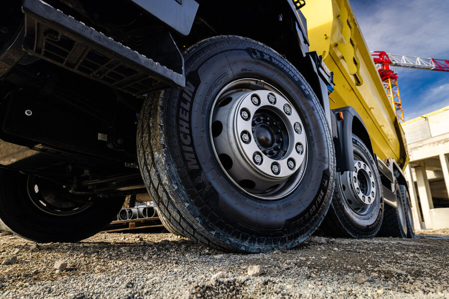 Lastwagenreifen